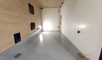 
									C.I. HORON 85xt Nueva, 165 CVS CAMBIO AUT. CAMAS GEMELAS + A.A. 12 VOLTS. lleno								