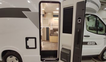 
									C.I. HORON 85xt Nueva, 165 CVS CAMBIO AUT. CAMAS GEMELAS + A.A. 12 VOLTS. lleno								