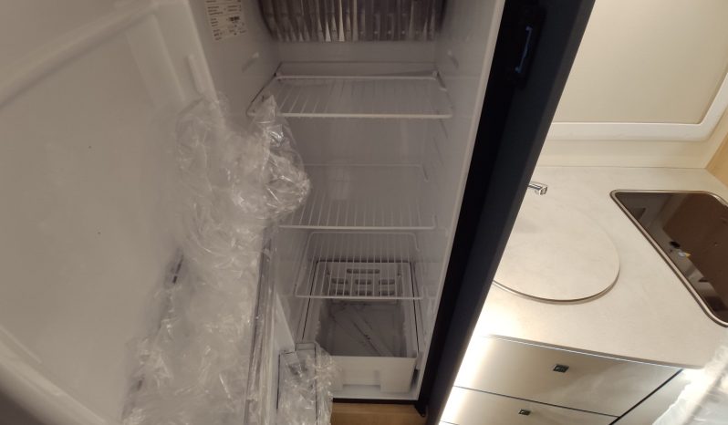 
								C.I. HORON 85xt Nueva, 165 CVS CAMBIO AUT. CAMAS GEMELAS + A.A. 12 VOLTS. lleno									