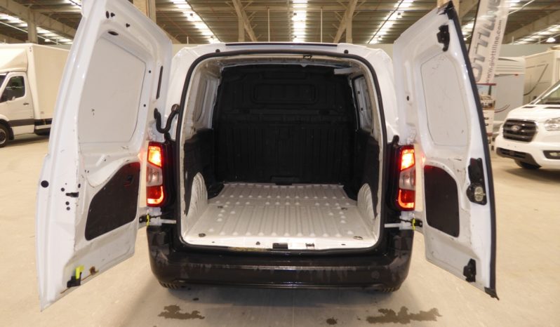 
								CITROEN BERLINGO Talla M BlueHDi 100 CV CONTROL lleno									