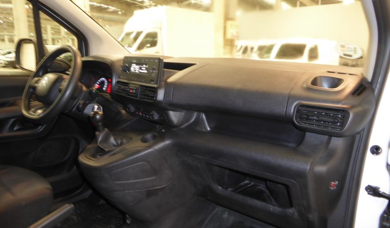 
								CITROEN BERLINGO Talla M BlueHDi 100 CV CONTROL lleno									