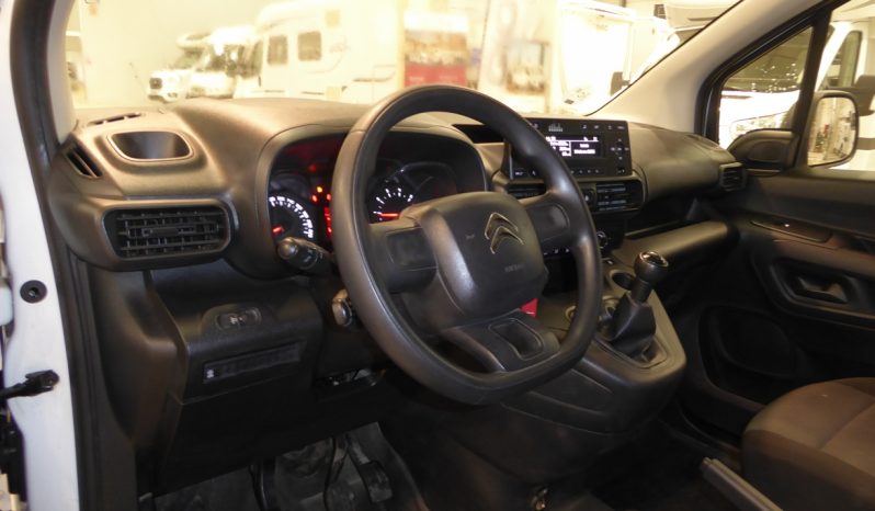 
								CITROEN BERLINGO Talla M BlueHDi 100 CV CONTROL lleno									