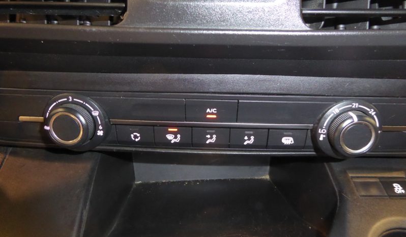 
								CITROEN BERLINGO Talla M BlueHDi 100 CV CONTROL lleno									