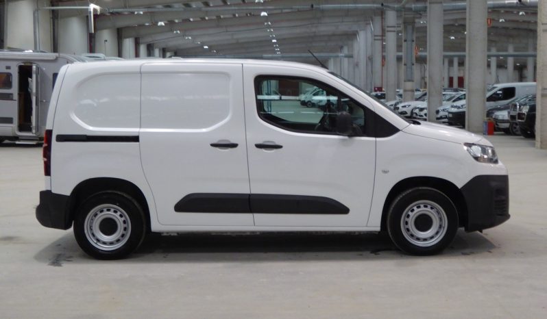 
								CITROEN BERLINGO Talla M BlueHDi 100 CV CONTROL lleno									