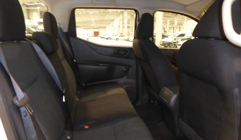 
								Nissan Navara 2.3 dCi 160CV Visia D.Cabina 4X4 lleno									