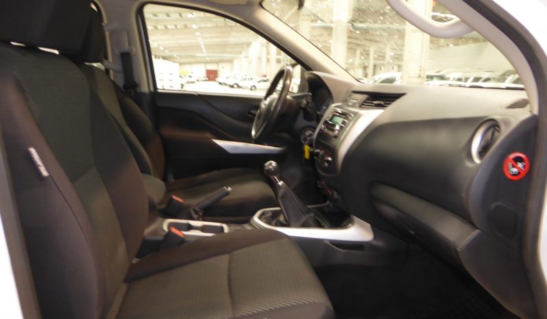 
								Nissan Navara 2.3 dCi 160CV Visia D.Cabina 4X4 lleno									