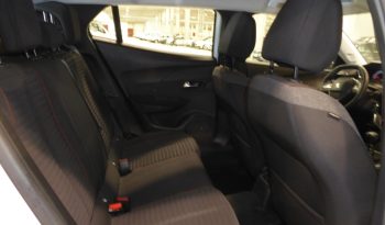 
									Peugeot 2008 Active 100 CV gasolina lleno								