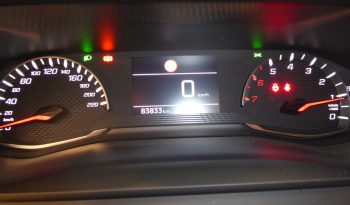 
									Peugeot 2008 Active 100 CV gasolina lleno								