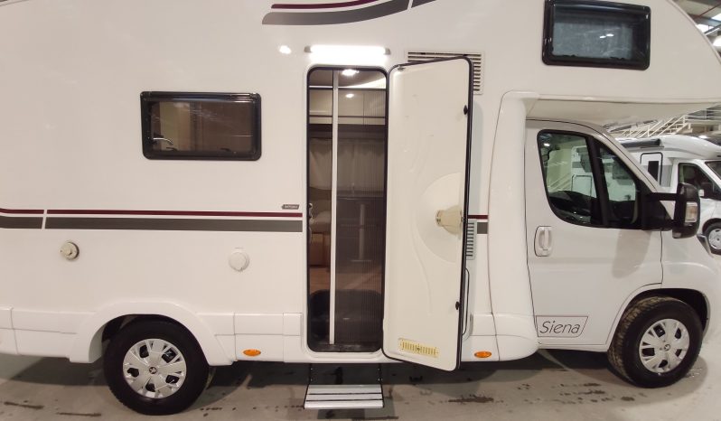 
								Giottiline SIENA 440 6 plazas lleno									