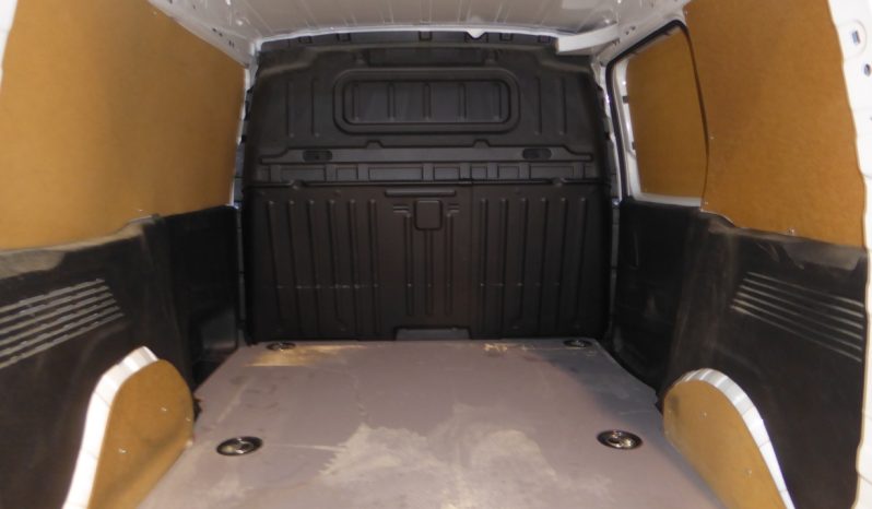 
								PEUGEOT PARTNER 110CV L1H1 FURGON GASOLINA lleno									