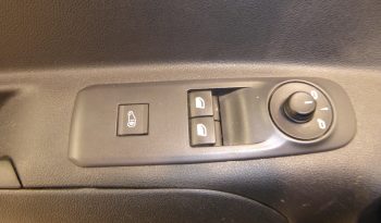 
									PEUGEOT PARTNER 110CV L1H1 FURGON GASOLINA lleno								