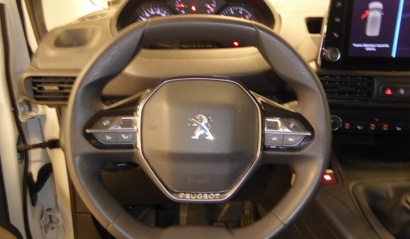 
								PEUGEOT PARTNER 110CV L1H1 FURGON GASOLINA lleno									