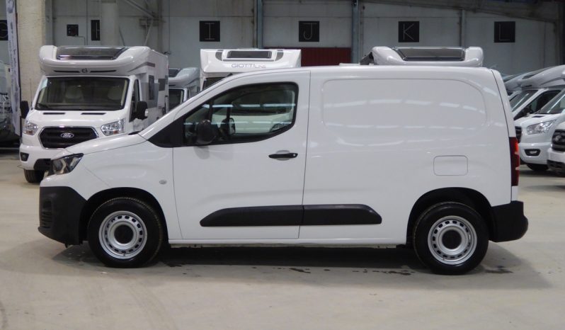 
								PEUGEOT PARTNER 110CV L1H1 FURGON GASOLINA lleno									