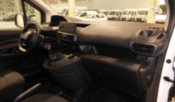 
									PEUGEOT Partner BlueHDi 100 CV lleno								