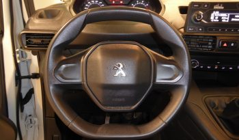 
									PEUGEOT Partner BlueHDi 100 CV lleno								