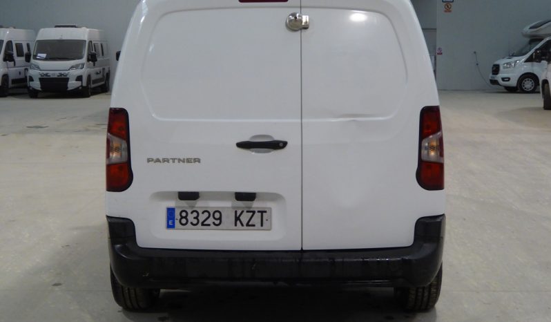 
								PEUGEOT Partner BlueHDi 100 CV lleno									