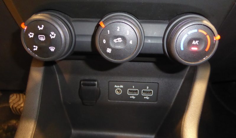 
								Renault Clio Business SCe  70CV lleno									