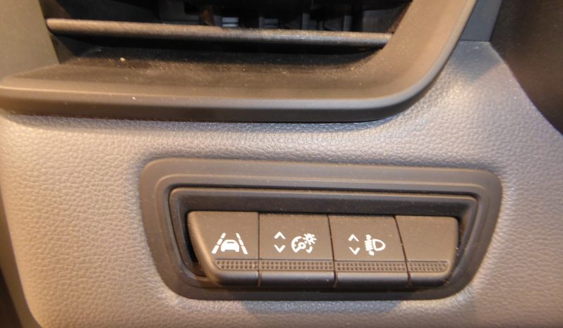 
								Renault Clio Business SCe  70CV lleno									