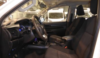 
									Toyota Hilux 2.4 D4D Cabina Doble GX lleno								