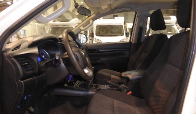 
								Toyota Hilux 2.4 D4D Cabina Doble GX lleno									