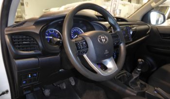 
									Toyota Hilux 2.4 D4D Cabina Doble GX lleno								