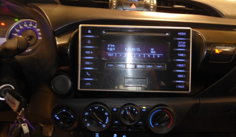 
								Toyota Hilux 2.4 D4D Cabina Doble GX lleno									