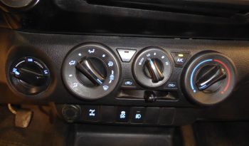 
									Toyota Hilux 2.4 D4D Cabina Doble GX lleno								