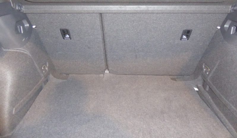 
								VOLKSWAGEN Golf 2.0 TDI 85kW 115CV lleno									