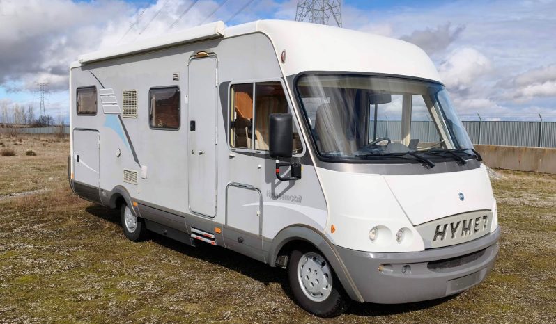 
								HYMER CLASE B, INTEGRAL, 145 CVS, 4 P. CAMA TRANSVERSAL + GARAJE XXL lleno									