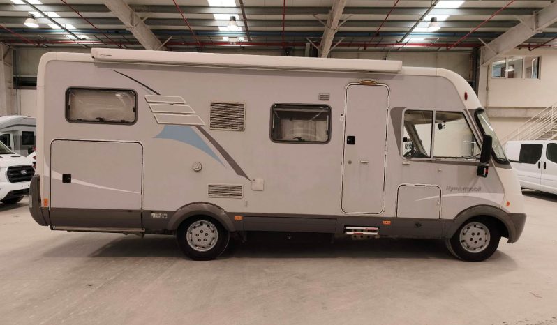 
								HYMER CLASE B, INTEGRAL, 145 CVS, 4 P. CAMA TRANSVERSAL + GARAJE XXL lleno									