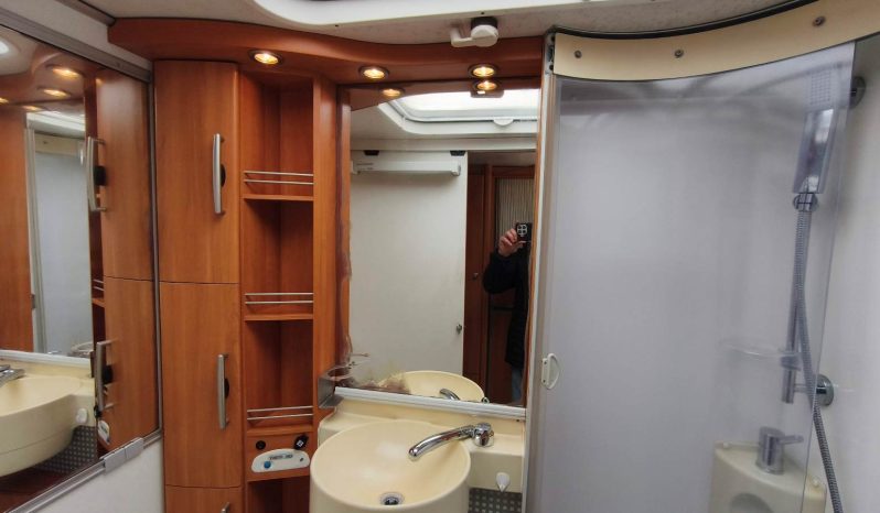 
								HYMER CLASE B, INTEGRAL, 145 CVS, 4 P. CAMA TRANSVERSAL + GARAJE XXL lleno									