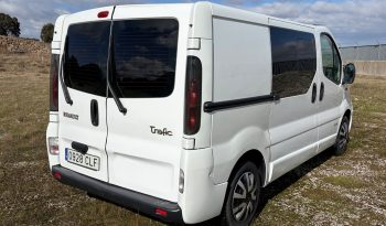 
									RENAULT TRAFIC 1.9 DCI 100 CVS CAMPERIZADA lleno								
