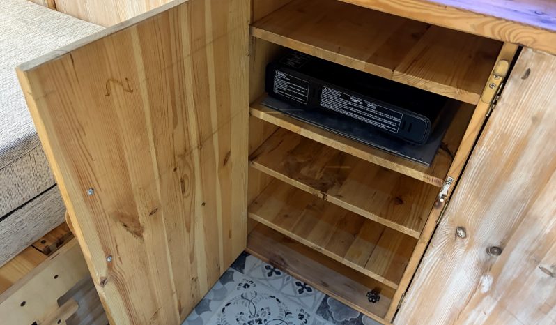 
								RENAULT TRAFIC 1.9 DCI 100 CVS CAMPERIZADA lleno									