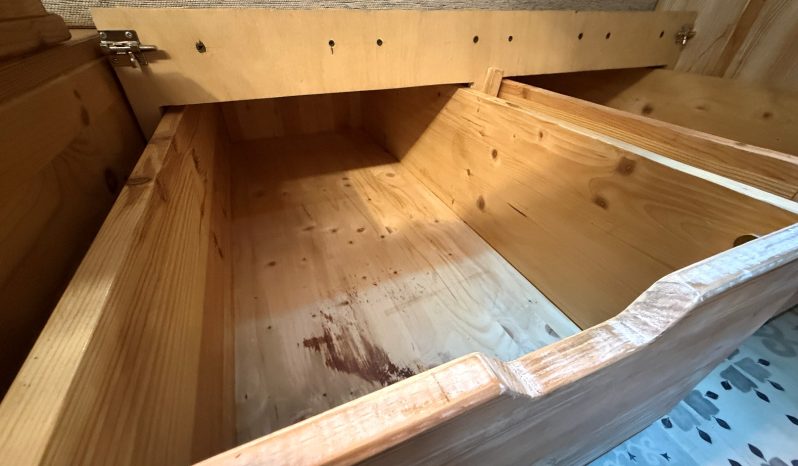 
								RENAULT TRAFIC 1.9 DCI 100 CVS CAMPERIZADA lleno									