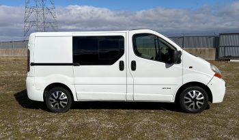 
									RENAULT TRAFIC 1.9 DCI 100 CVS CAMPERIZADA lleno								