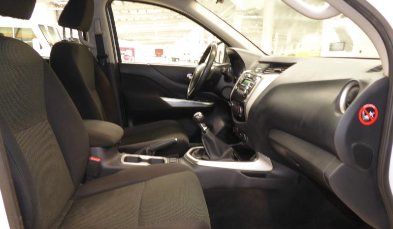 
								Nissan Navara 2.3 dCi 160CV Visia D.Cabina 4X4 lleno									