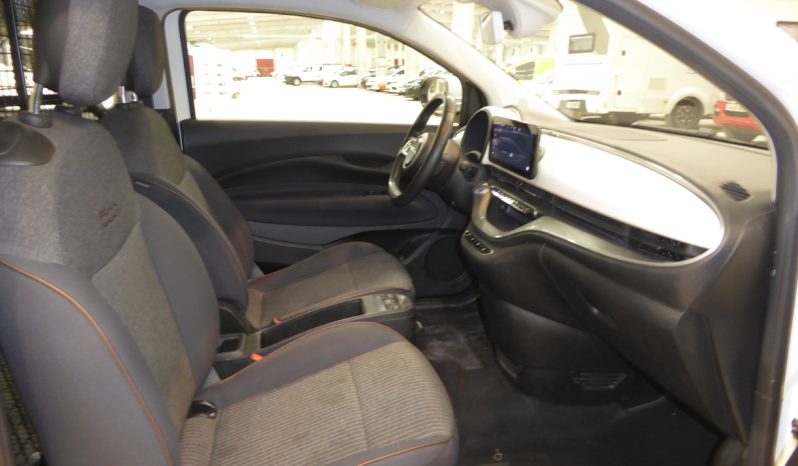 
								FIAT 500 Icon Hb 320km 118CV van 2 plazas lleno									