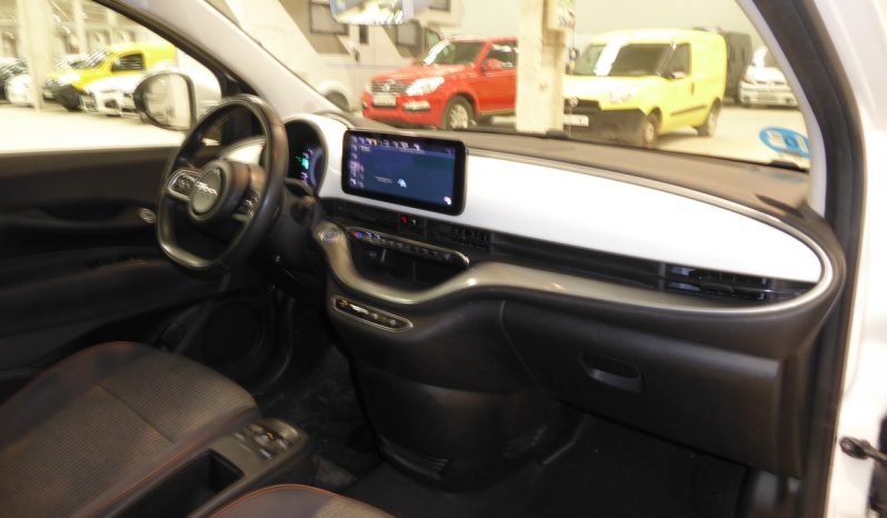 
								FIAT 500 Icon Hb 320km 118CV van 2 plazas lleno									