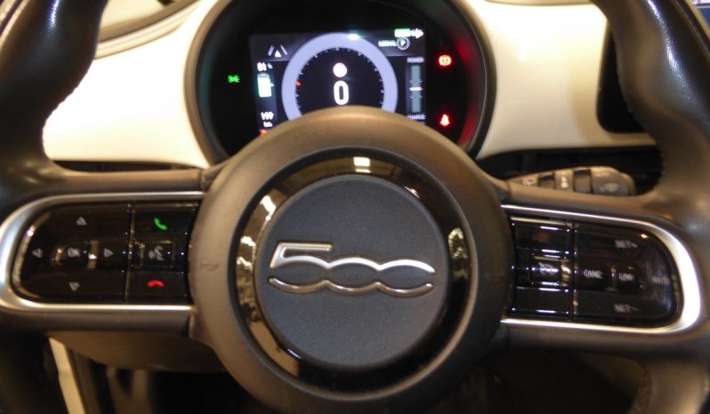 
								FIAT 500 Icon Hb 320km 118CV van 2 plazas lleno									