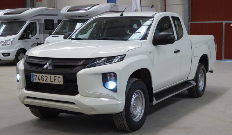 Mitsubishi L-200 CC 220 DID MPro