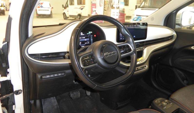 
								FIAT 500 Icon Hb 320km 118CV van 2 plazas lleno									