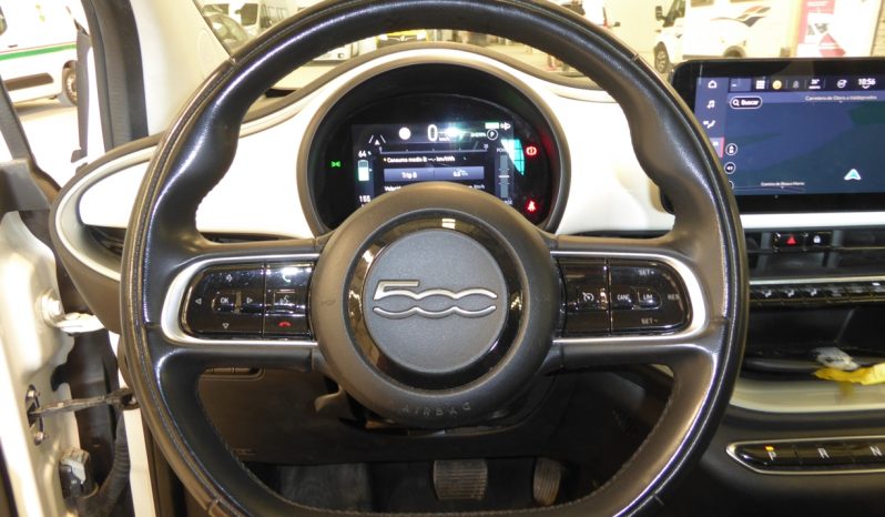 
								FIAT 500 Icon Hb 320km 118CV van 2 plazas lleno									