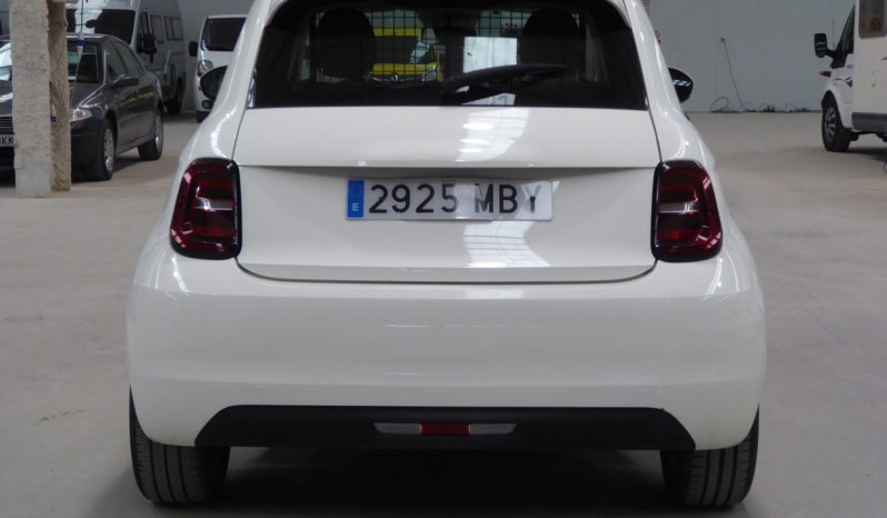 
								FIAT 500 Icon Hb 320km 118CV van 2 plazas lleno									