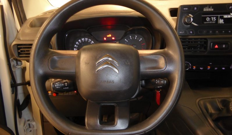 
								CITROEN BERLINGO Talla XL BlueHDi 100 CV CONTROL lleno									