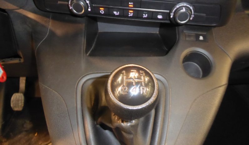 
								CITROEN BERLINGO Talla XL BlueHDi 100 CV CONTROL lleno									