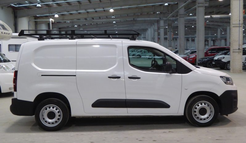 
								CITROEN BERLINGO Talla XL BlueHDi 100 CV CONTROL lleno									
