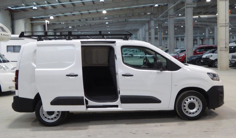 
								CITROEN BERLINGO Talla XL BlueHDi 100 CV CONTROL lleno									