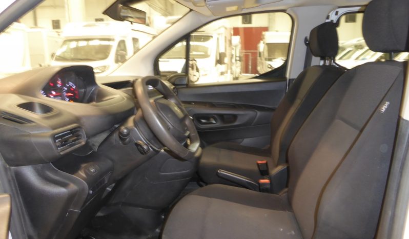 
								PEUGEOT Rifter Active Standard BlueHDi 100 CV lleno									