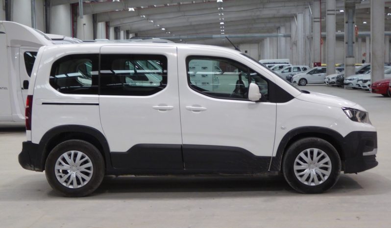 
								PEUGEOT Rifter Active Standard BlueHDi 100 CV lleno									