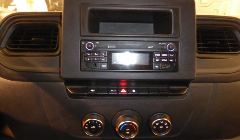 
								RENAULT Master Furgon L3H3 3500 Bl dCi 135CV lleno									